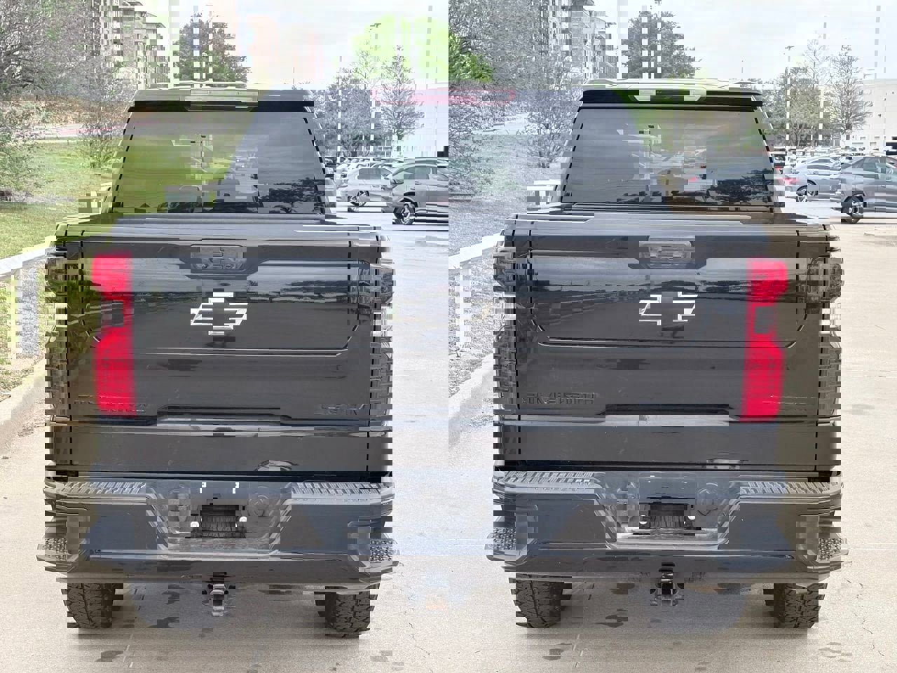 Used 2024 Chevrolet Silverado 1500 Custom w/ Turbomax Blackout Package image 5