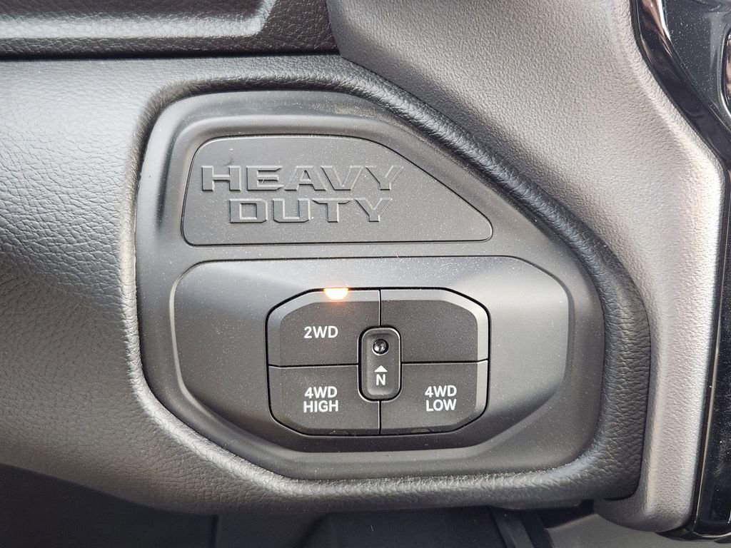 New 2026 RAM 2500 Laramie w/ Night Edition AWD/4WD image 16