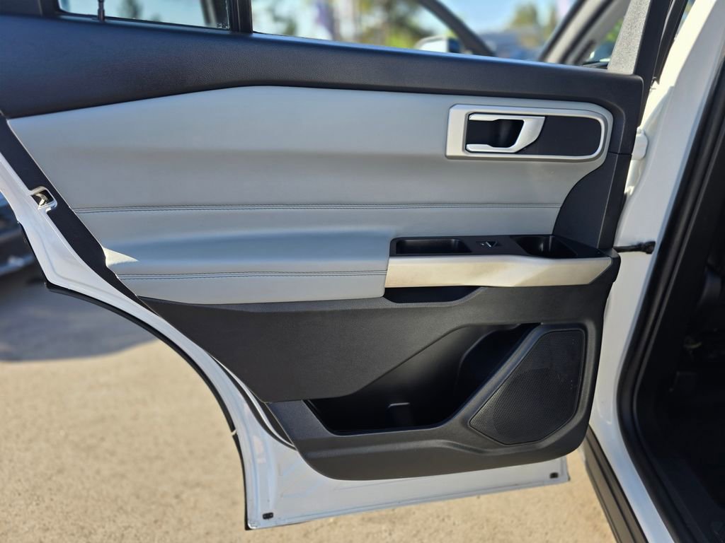 Used 2023 Ford Explorer XLT w/ Equipment Group 202A image 21