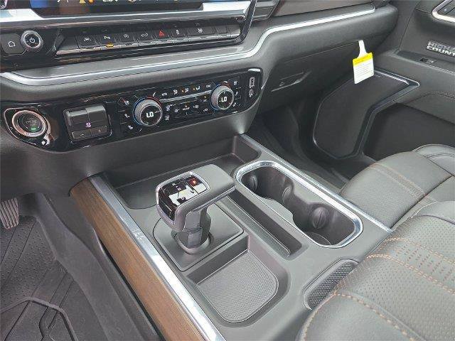 Used 2026 Chevrolet Silverado 1500 High Country w/ High Country Premium Package AWD/4WD image 28