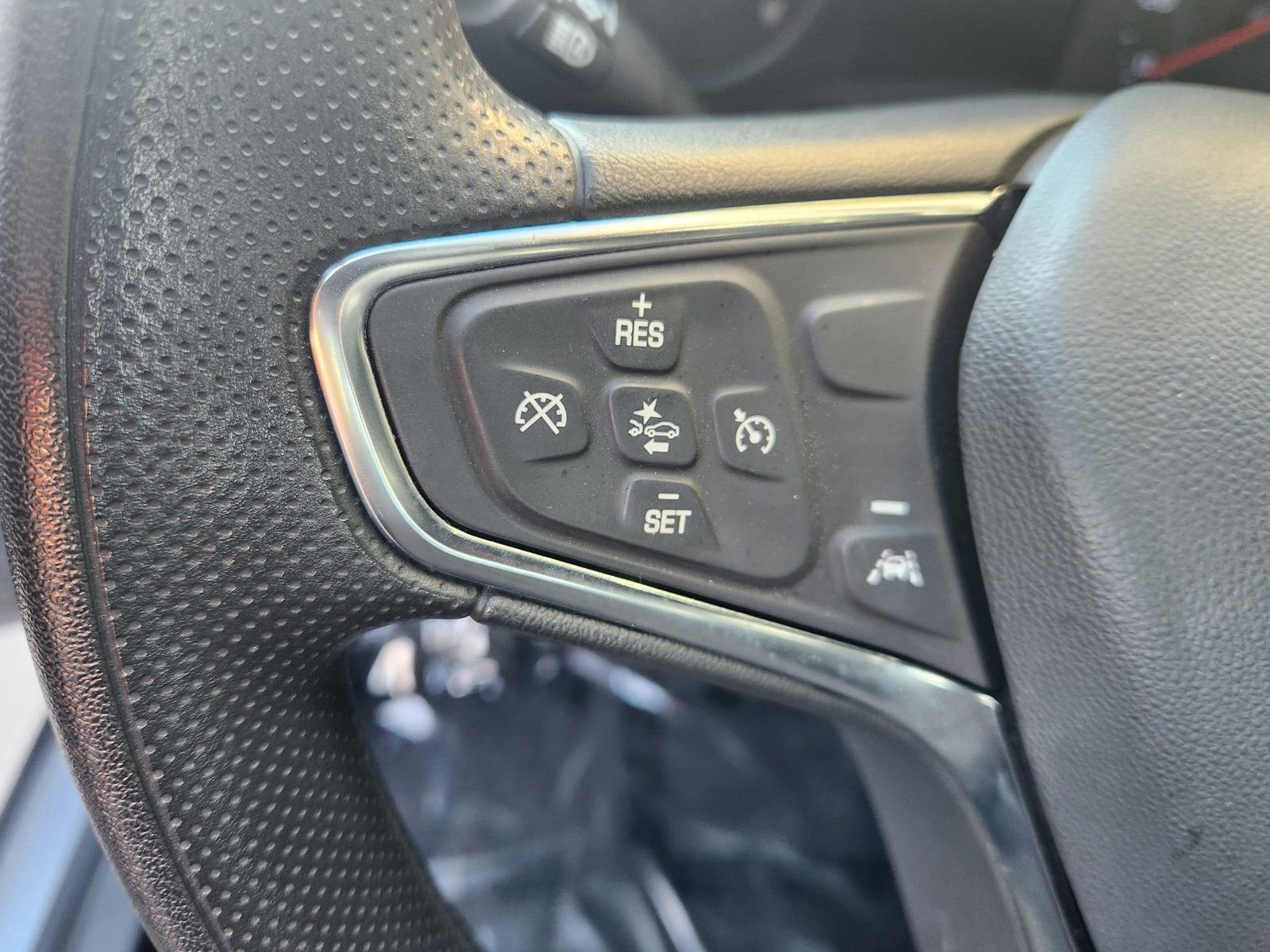 Used 2024 Chevrolet Malibu LT image 12