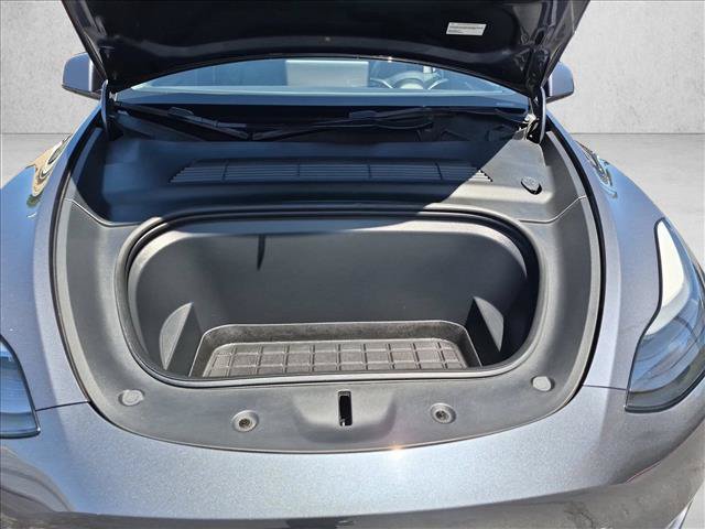 Used 2023 Tesla Model Y Long Range AWD/4WD image 25