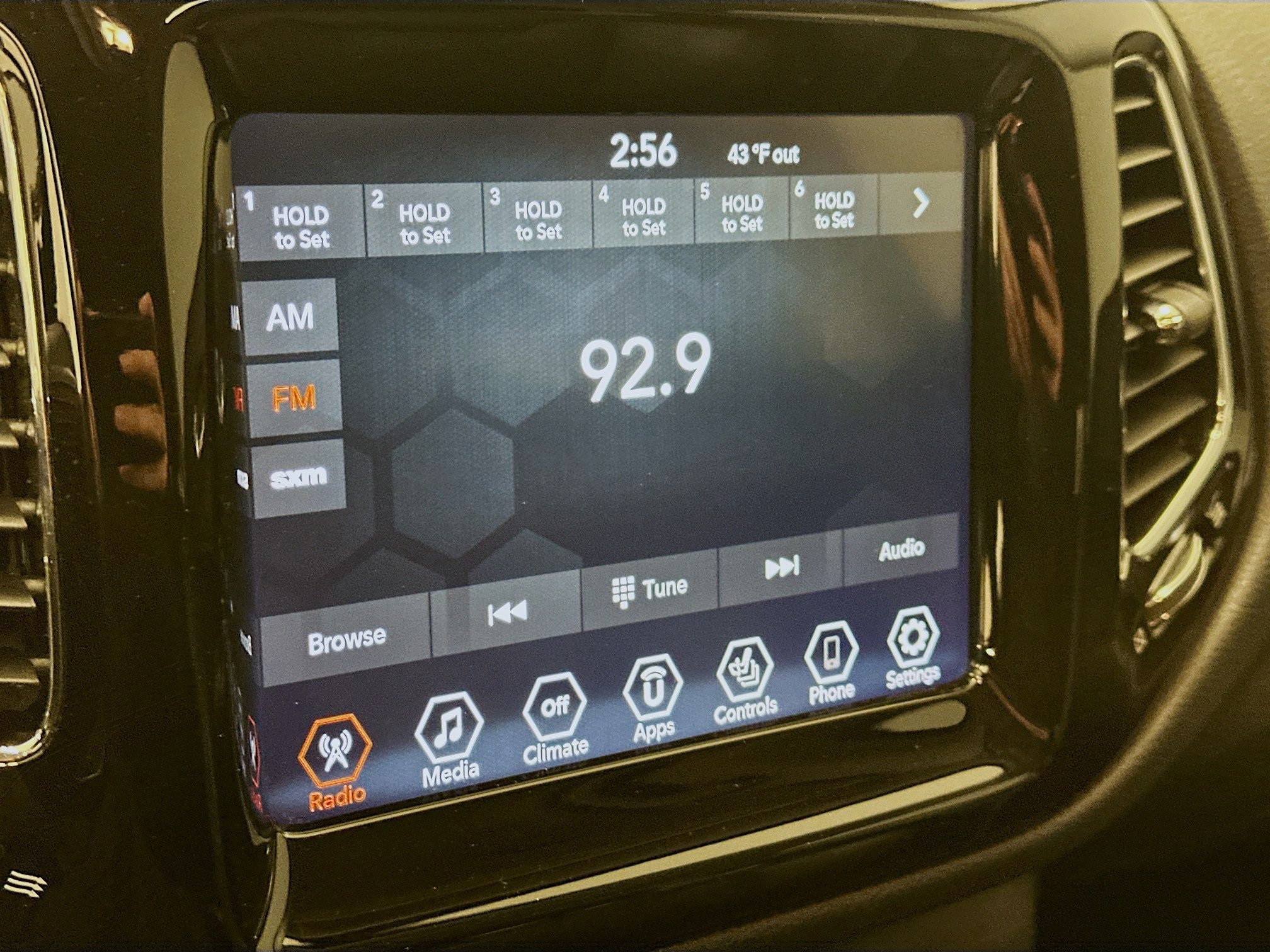 Used 2019 Jeep Compass Limited image 21