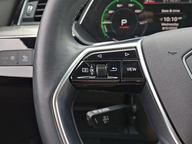 Used 2023 Audi e-tron Premium AWD/4WD image 22