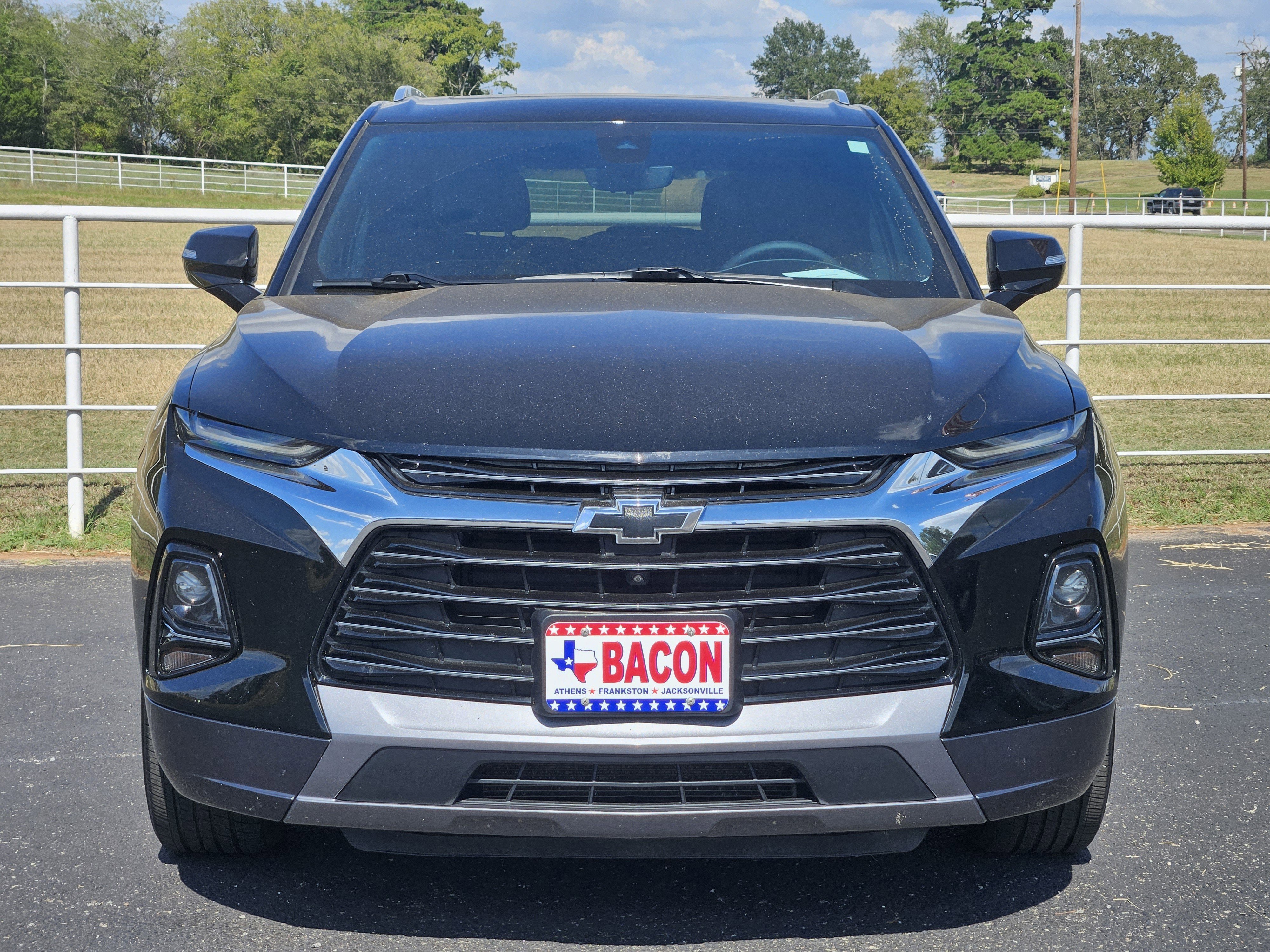 Used 2022 Chevrolet Blazer Premier w/ Enhanced Convenience Package FWD image 2