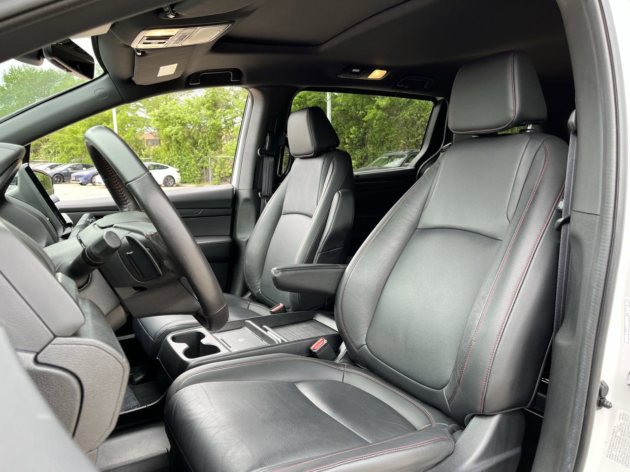 Used 2025 Honda Odyssey Sport-L image 22