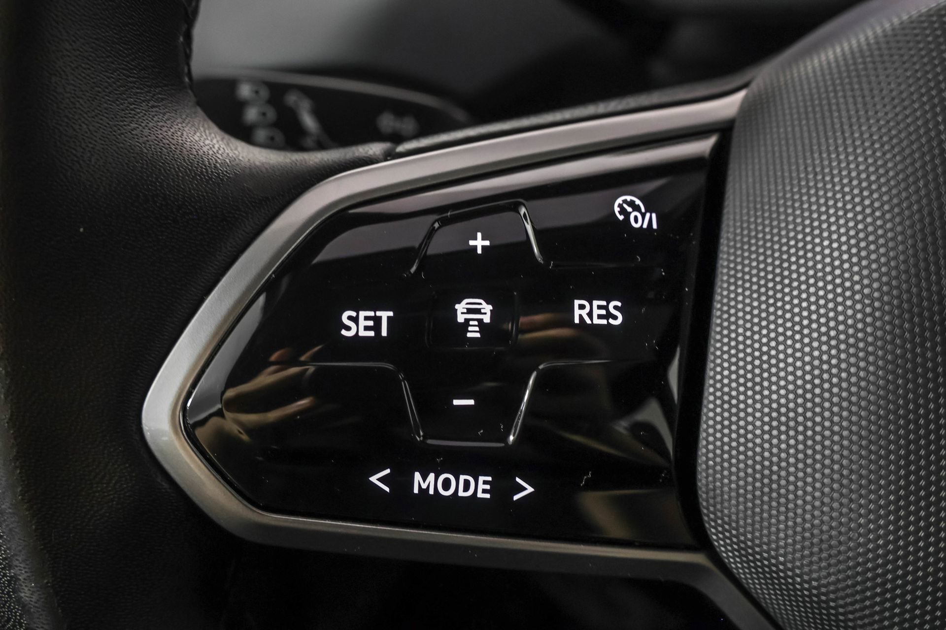 Used 2023 Volkswagen ID.4 Pro S image 26