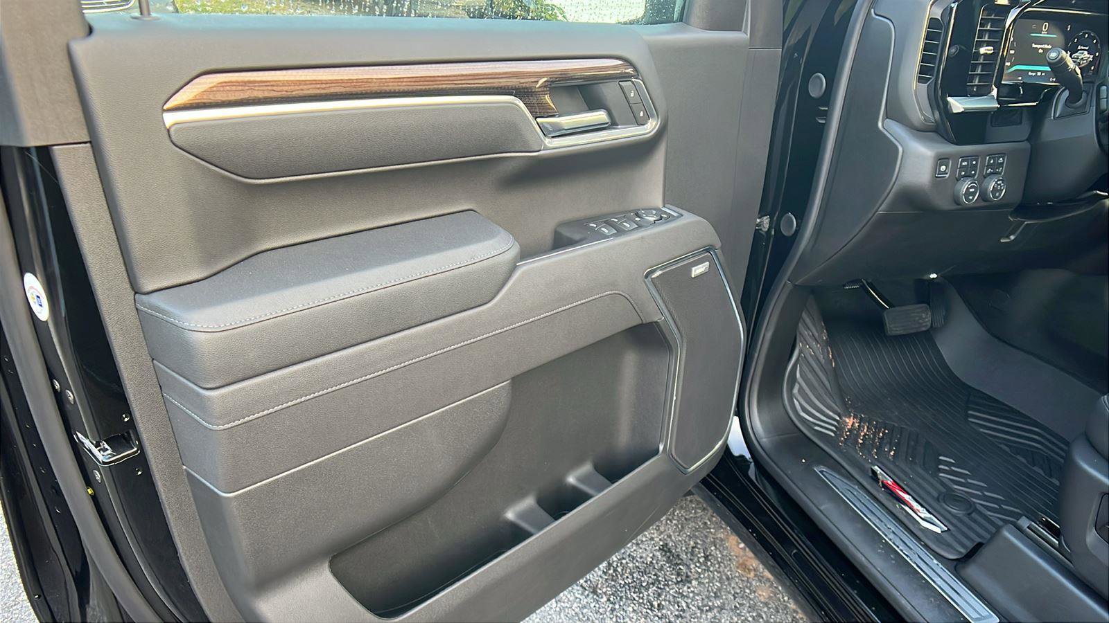 New 2026 Chevrolet Silverado 1500 RST w/ RST All Star Premium Package image 11