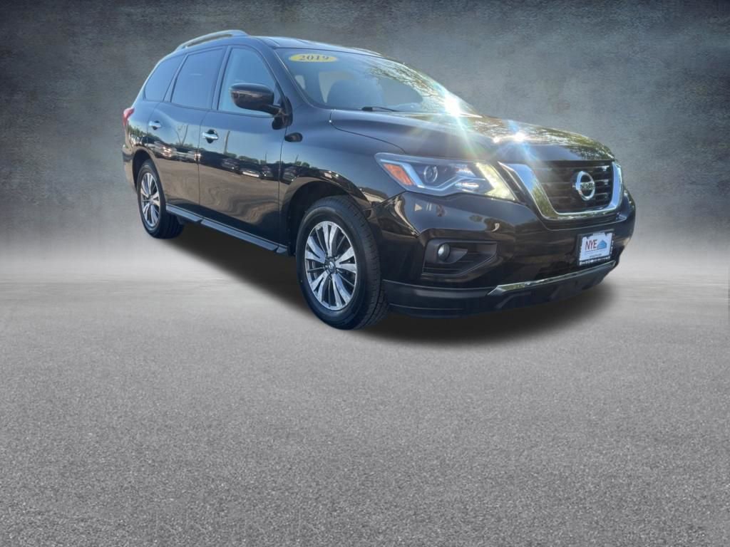 Used 2019 Nissan Pathfinder SV AWD/4WD image 8