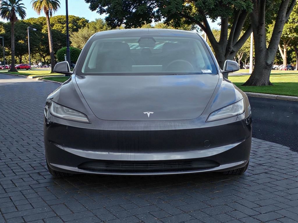 Used 2024 Tesla Model 3 Standard Range image 3