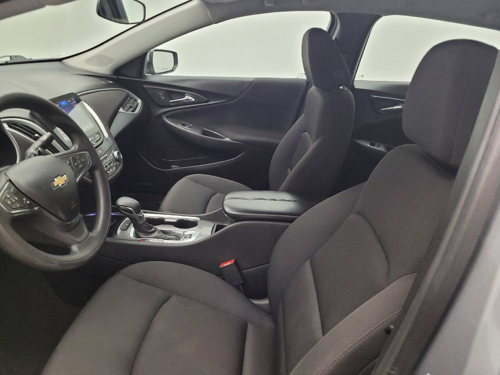 Used 2023 Chevrolet Malibu LT FWD image 17