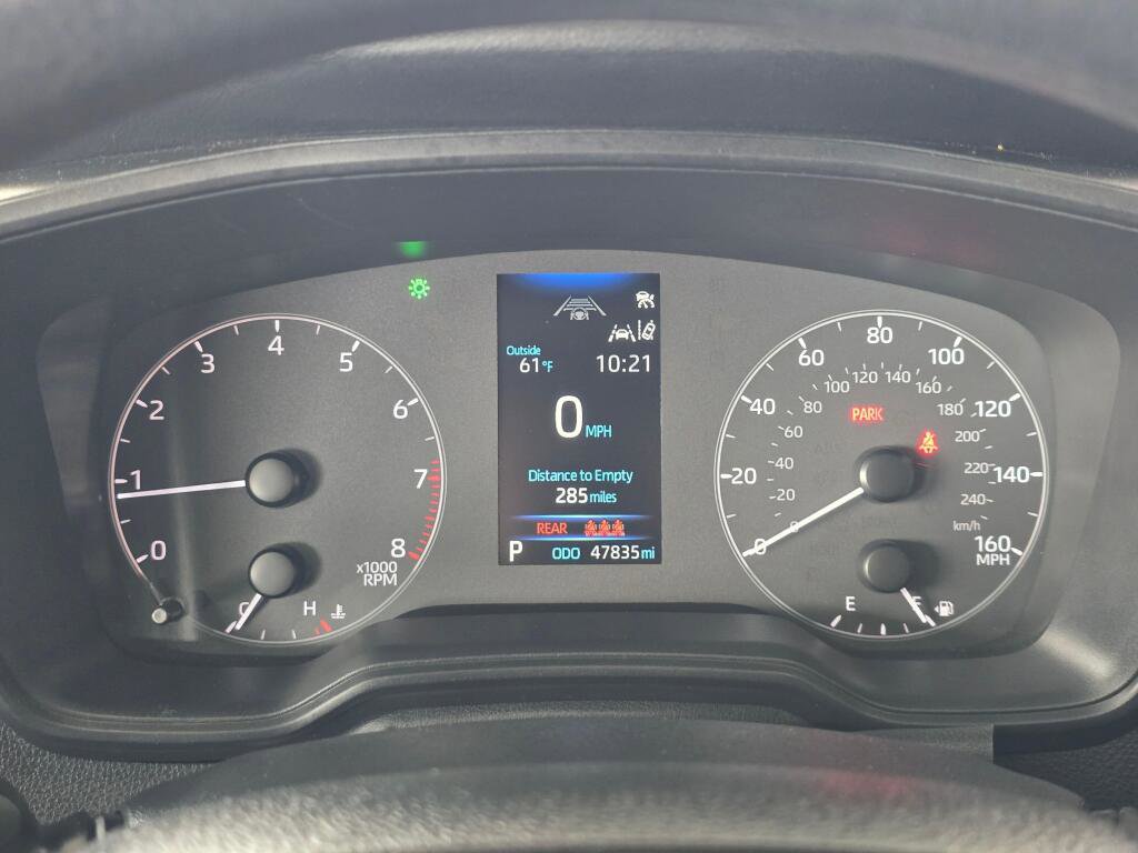 Used 2024 Toyota Corolla LE FWD image 27