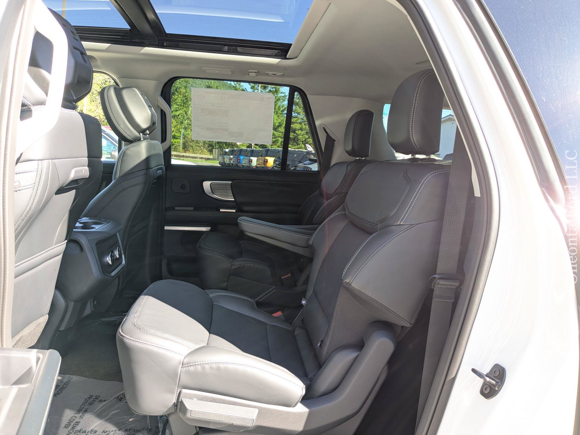 New 2027 Ford Expedition Max Platinum w/ Driver's Package AWD/4WD image 15
