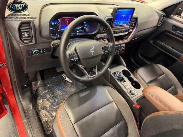 Used 2023 Ford Bronco Sport Outer Banks w/ Tech Package image 9