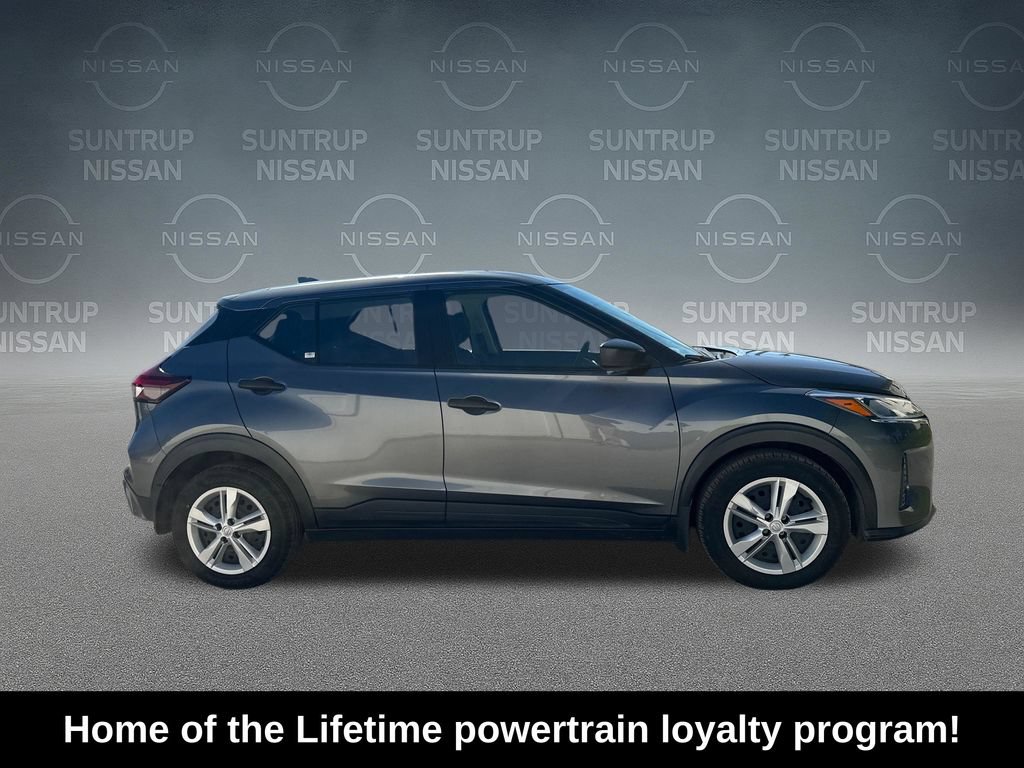 Used 2024 Nissan Kicks S FWD image 7