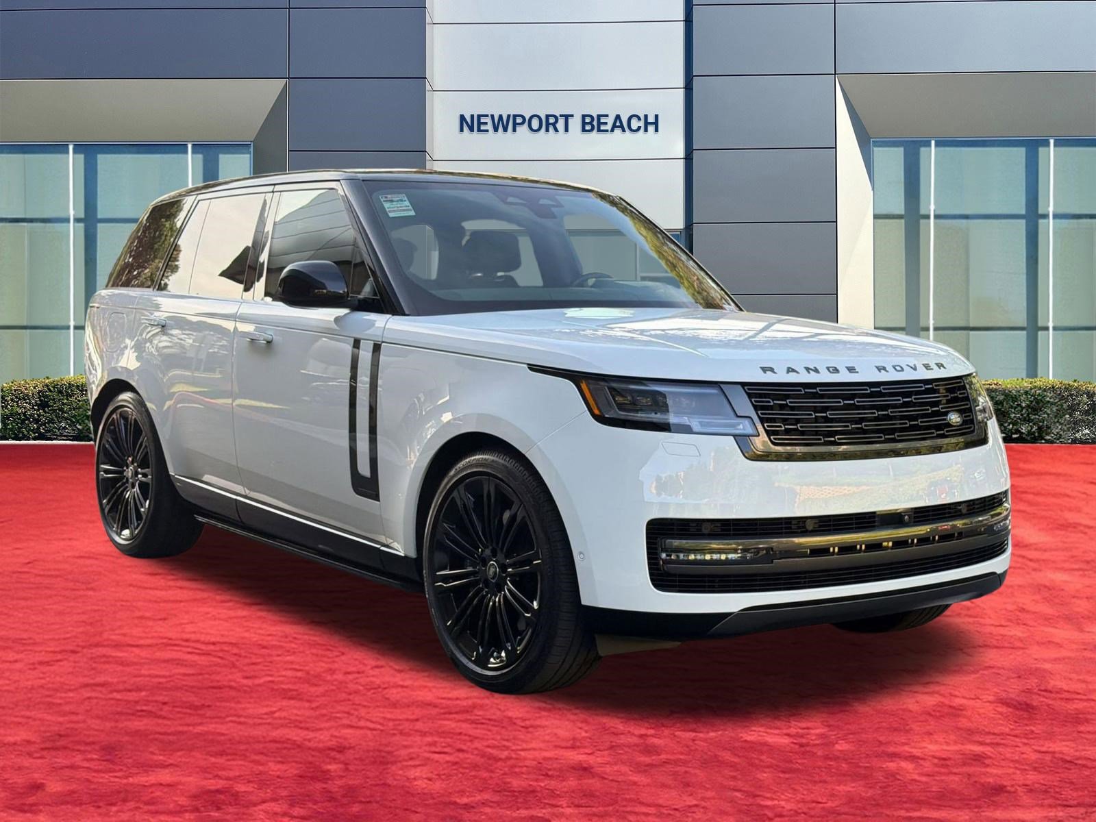 Certified 2025 Land Rover Range Rover Autobiography AWD/4WD image 7