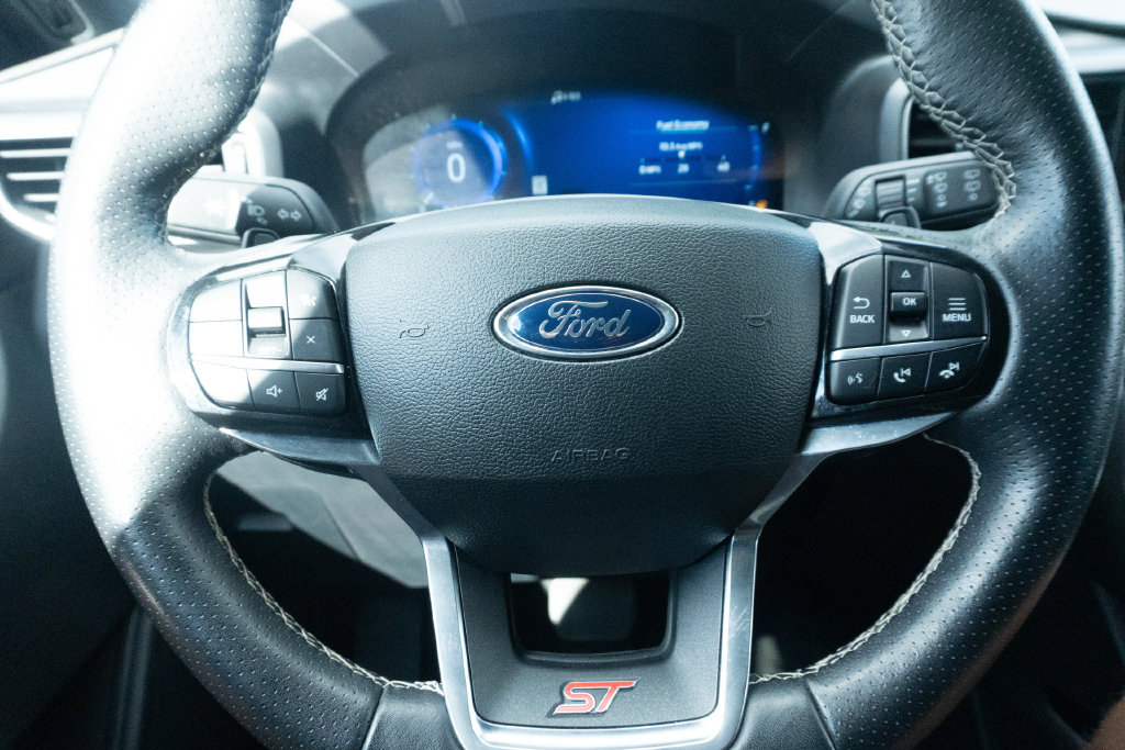 Used 2023 Ford Explorer ST RWD image 24