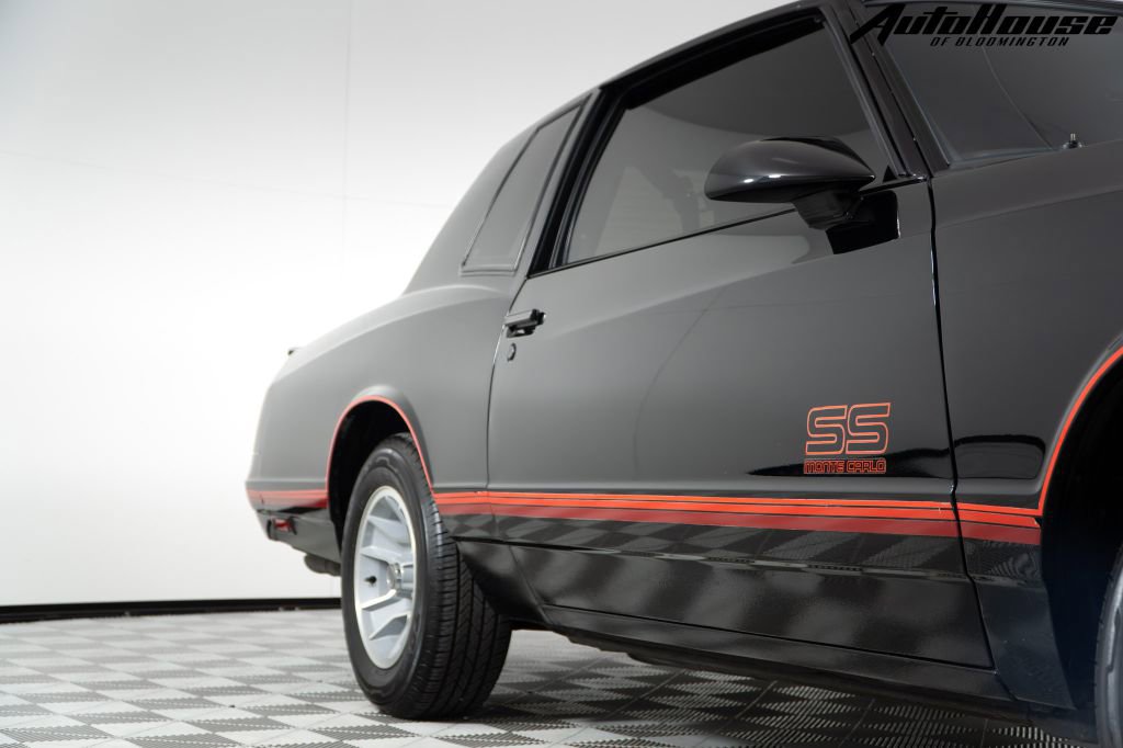 Used 1988 Chevrolet Monte Carlo SS image 11