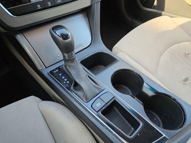 Used 2015 Hyundai Sonata SE FWD image 15