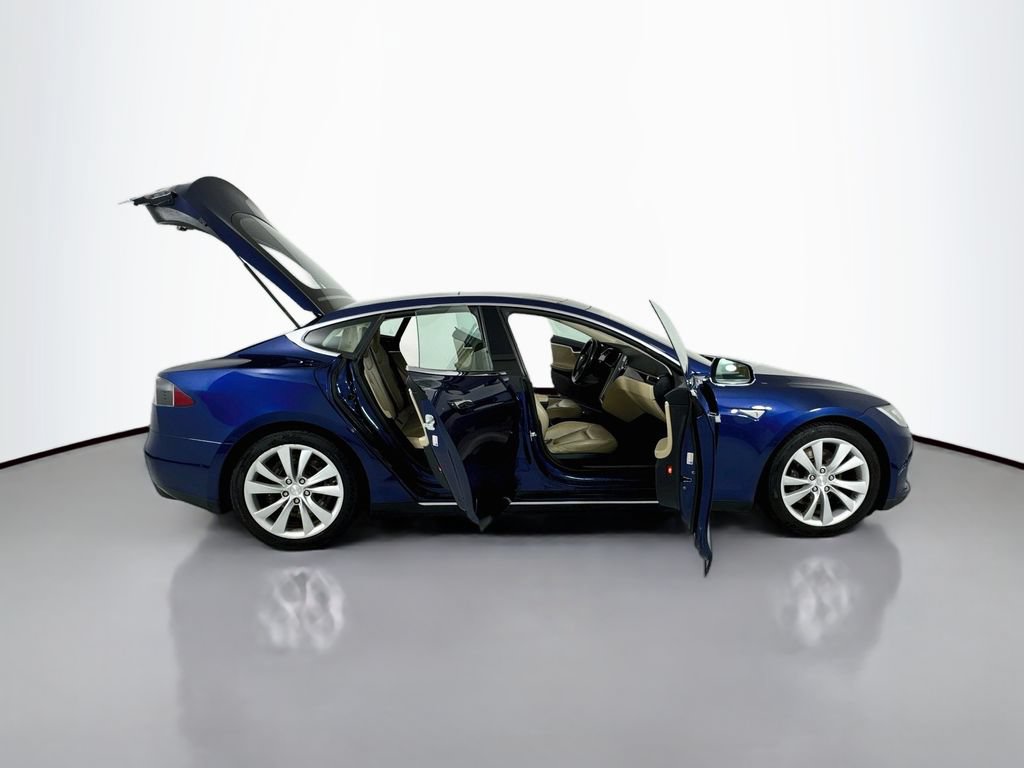 Used 2015 Tesla Model S AWD image 30