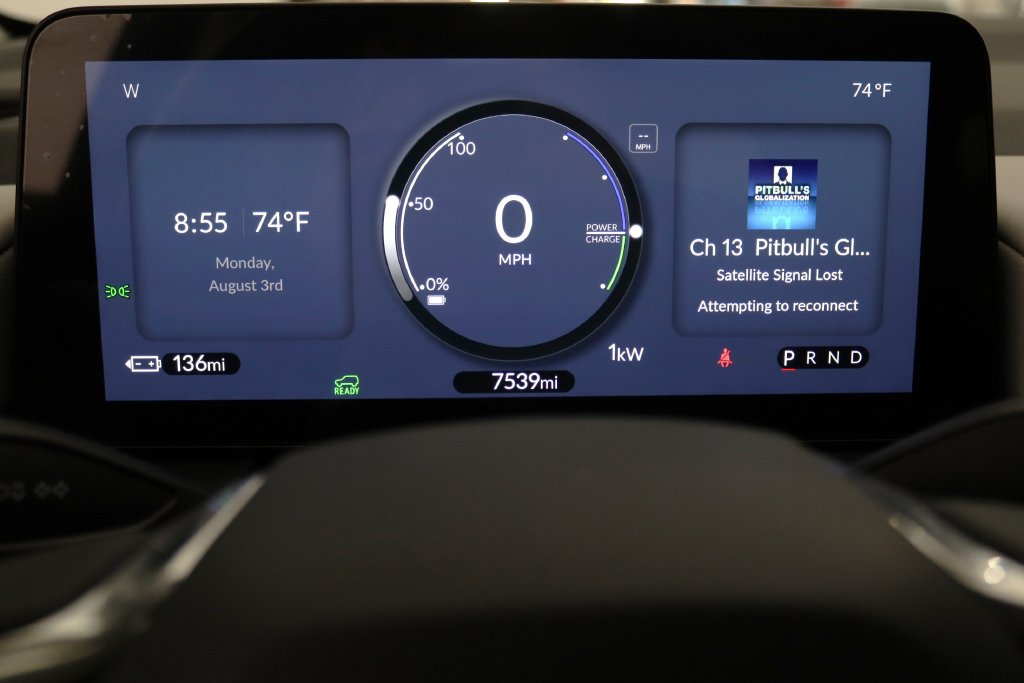 Used 2025 Honda Prologue Touring image 3