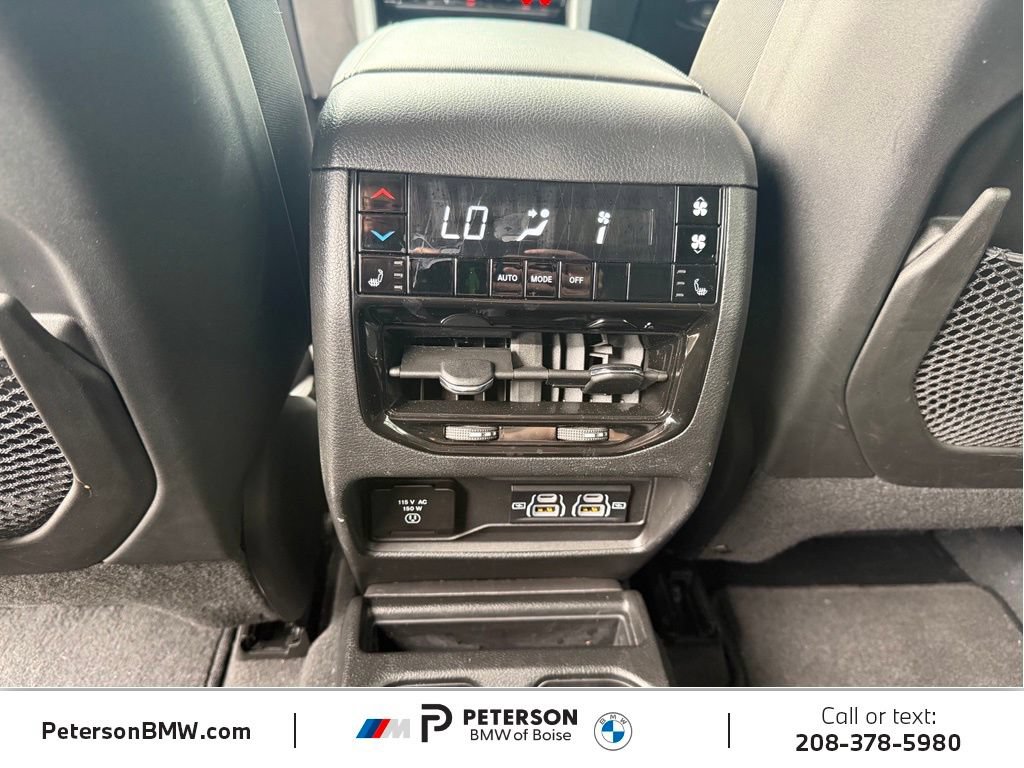 Used 2023 Jeep Grand Cherokee L Limited w/ Luxury Tech Group II AWD/4WD image 20