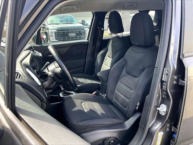 Used 2021 Jeep Renegade Latitude w/ Convenience Group AWD/4WD image 20