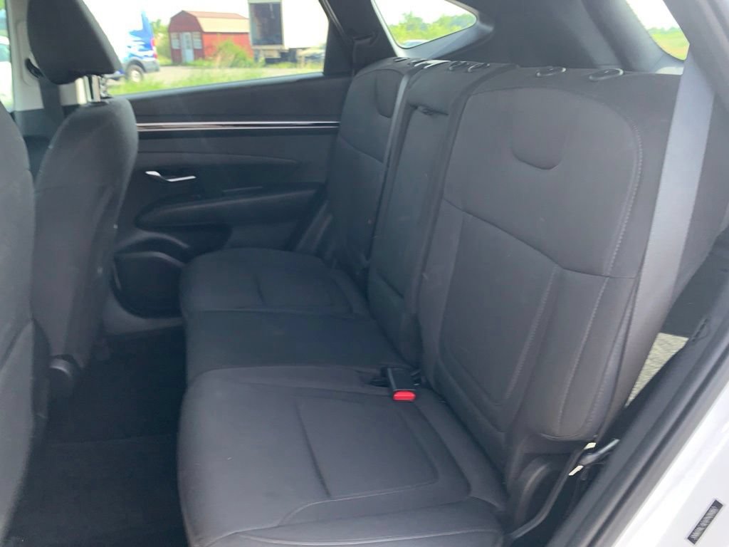 Used 2023 Hyundai Tucson SE AWD/4WD image 12