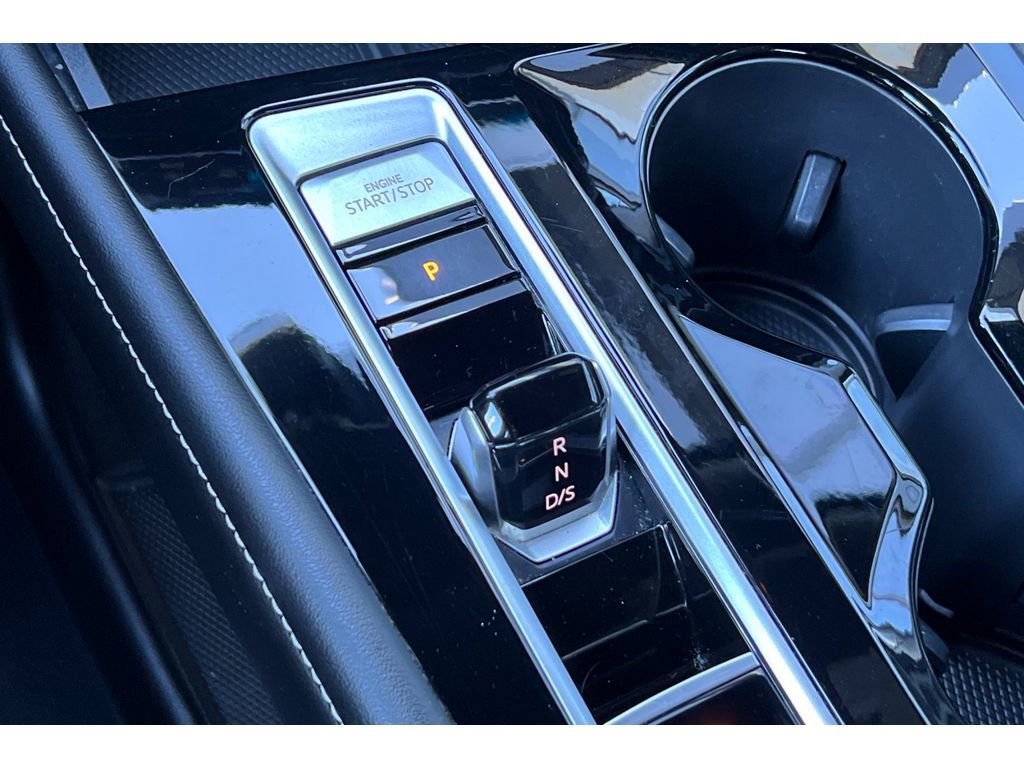 Used 2024 Volkswagen Atlas Cross Sport SE image 23