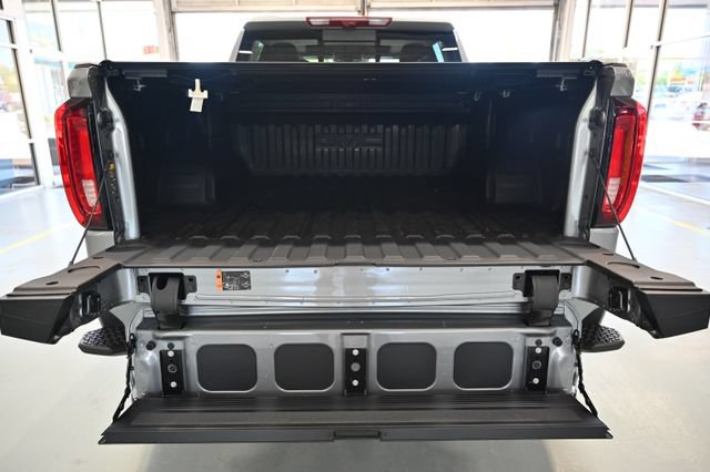 New 2026 GMC Sierra 1500 Denali AWD/4WD image 9