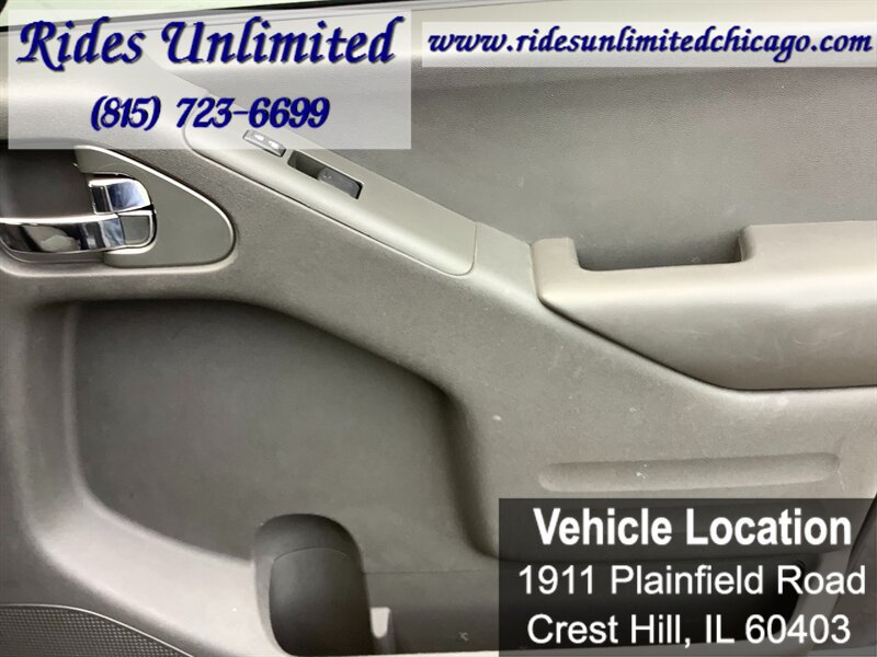 Used 2016 Nissan Frontier SV w/ SV Value Truck Package AWD/4WD image 26