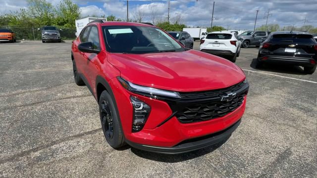 New 2026 Chevrolet Trax LT w/ Driver Confidence Package FWD image 4