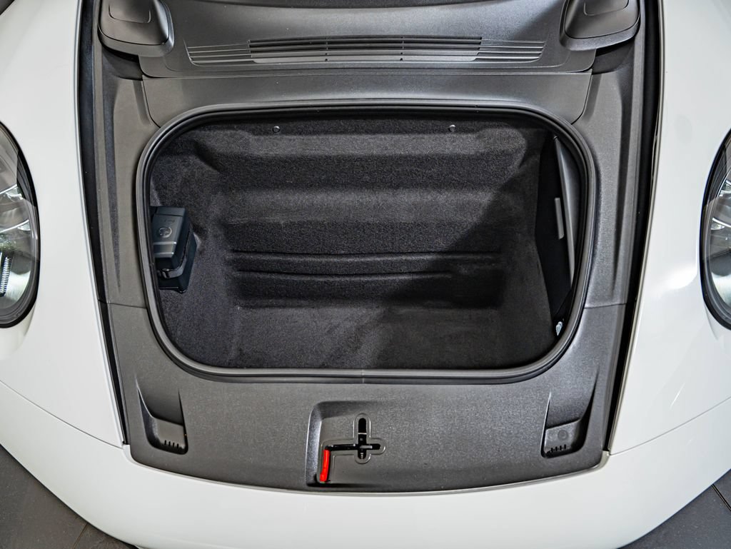 Certified 2025 Porsche 911 Carrera RWD image 56
