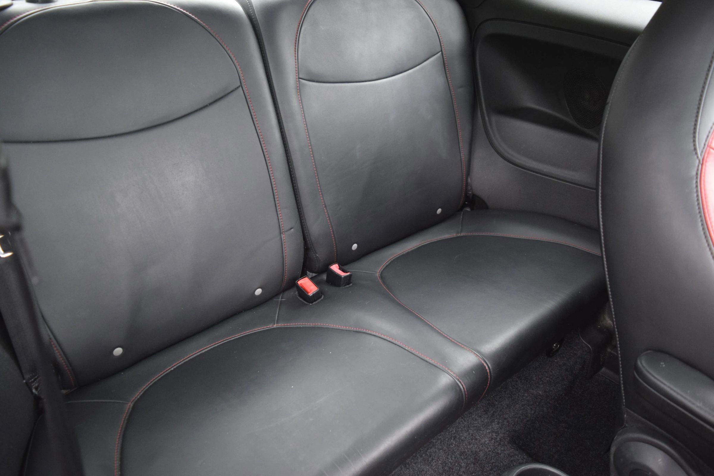 Used 2012 FIAT 500 Abarth w/ Safety & Convenience Pkg FWD image 10