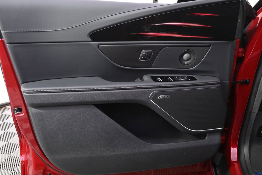 New 2026 Lincoln Nautilus Reserve w/ Jet Appearance Package image 22