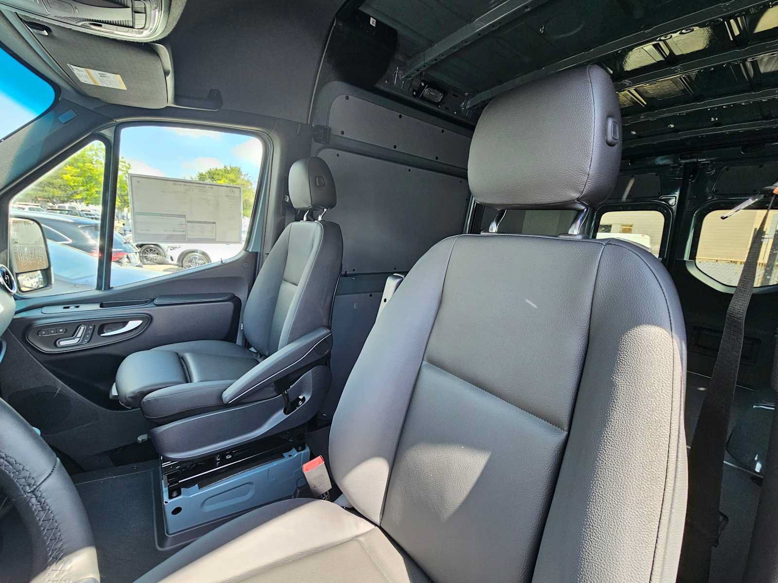 New 2026 Mercedes-Benz Sprinter 2500 image 21