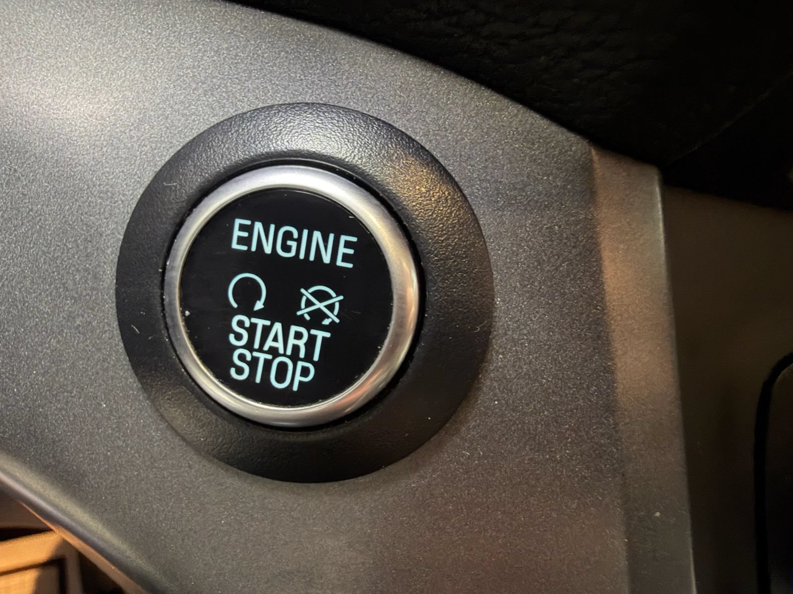 Used 2019 Ford Escape SE AWD/4WD image 39