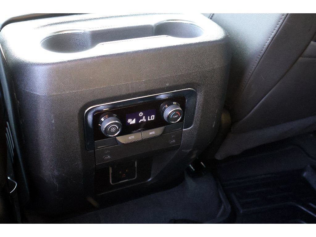Used 2025 Chevrolet Tahoe Z71 AWD/4WD image 26