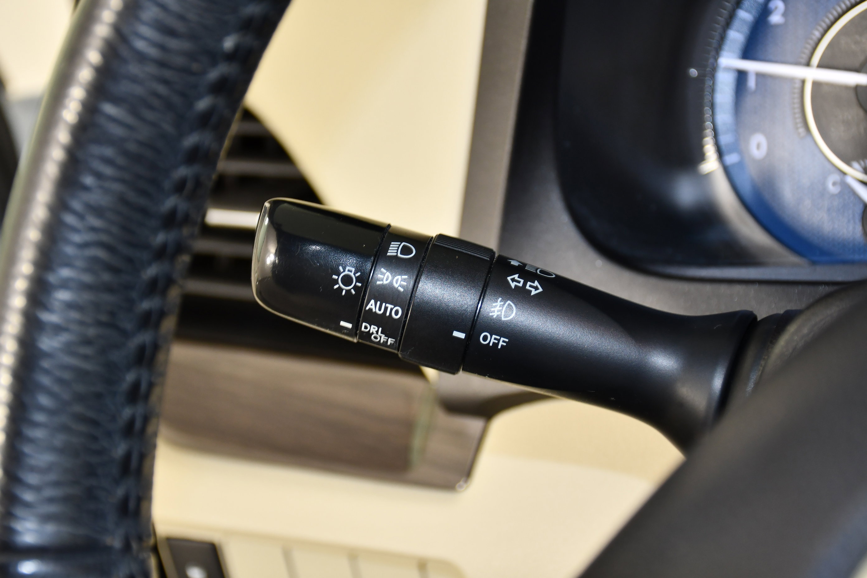 Used 2018 Toyota Sienna XLE FWD image 22