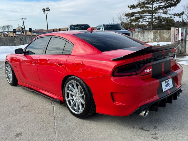 Used 2022 Dodge Charger R/T w/ Blacktop Package image 10