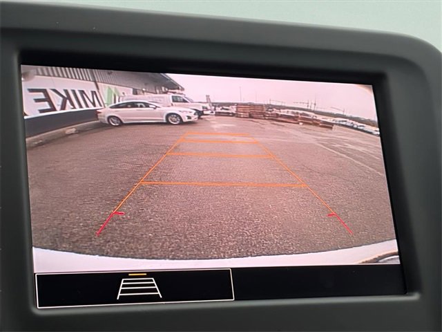 Used 2022 Chevrolet Equinox LT w/ Driver Convenience Package image 18