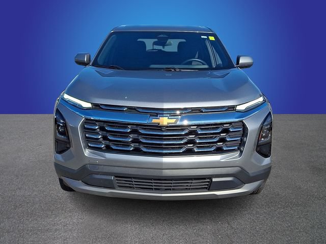 Used 2026 Chevrolet Equinox LT FWD image 2
