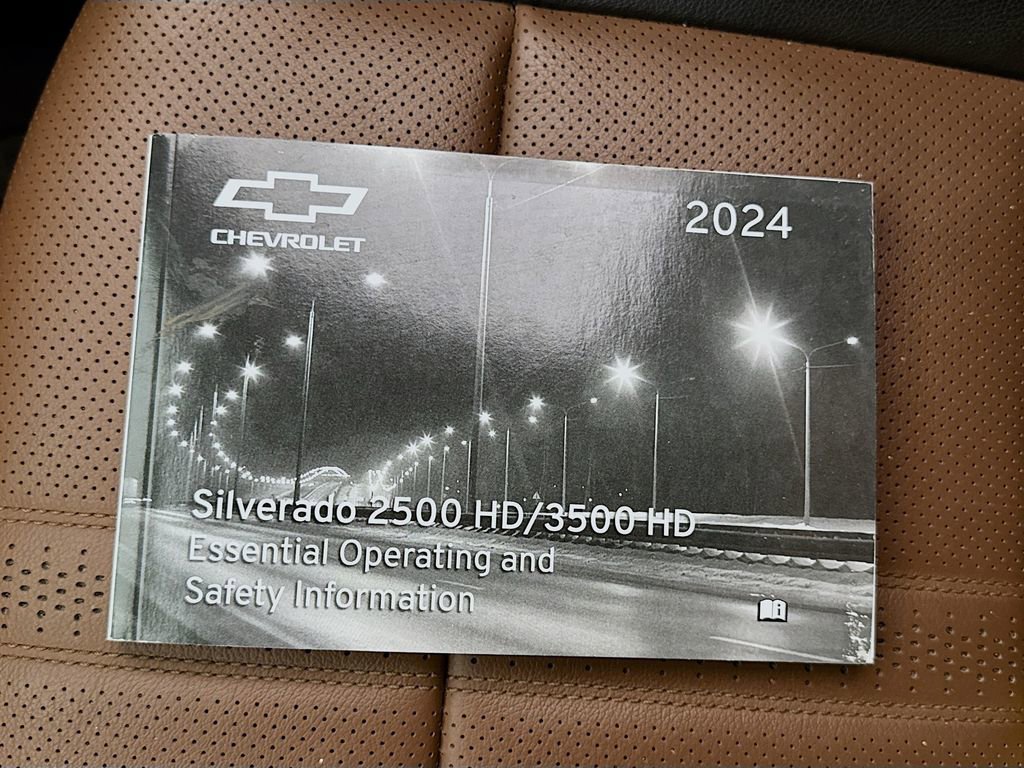 Used 2024 Chevrolet Silverado 3500 High Country w/ High Country Premium Package image 55