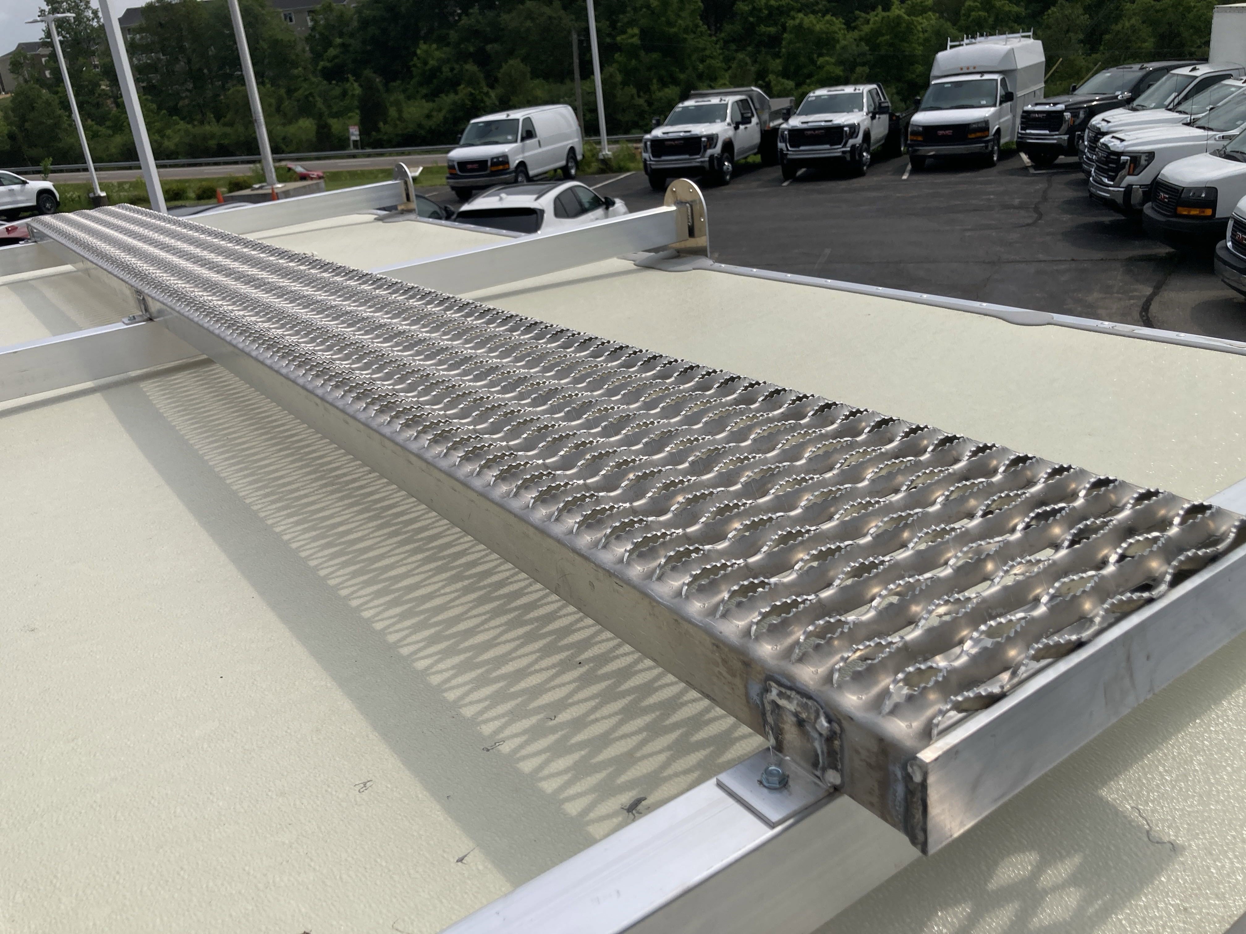 New 2025 GMC Savana 3500 w/ Power Convenience Package image 62