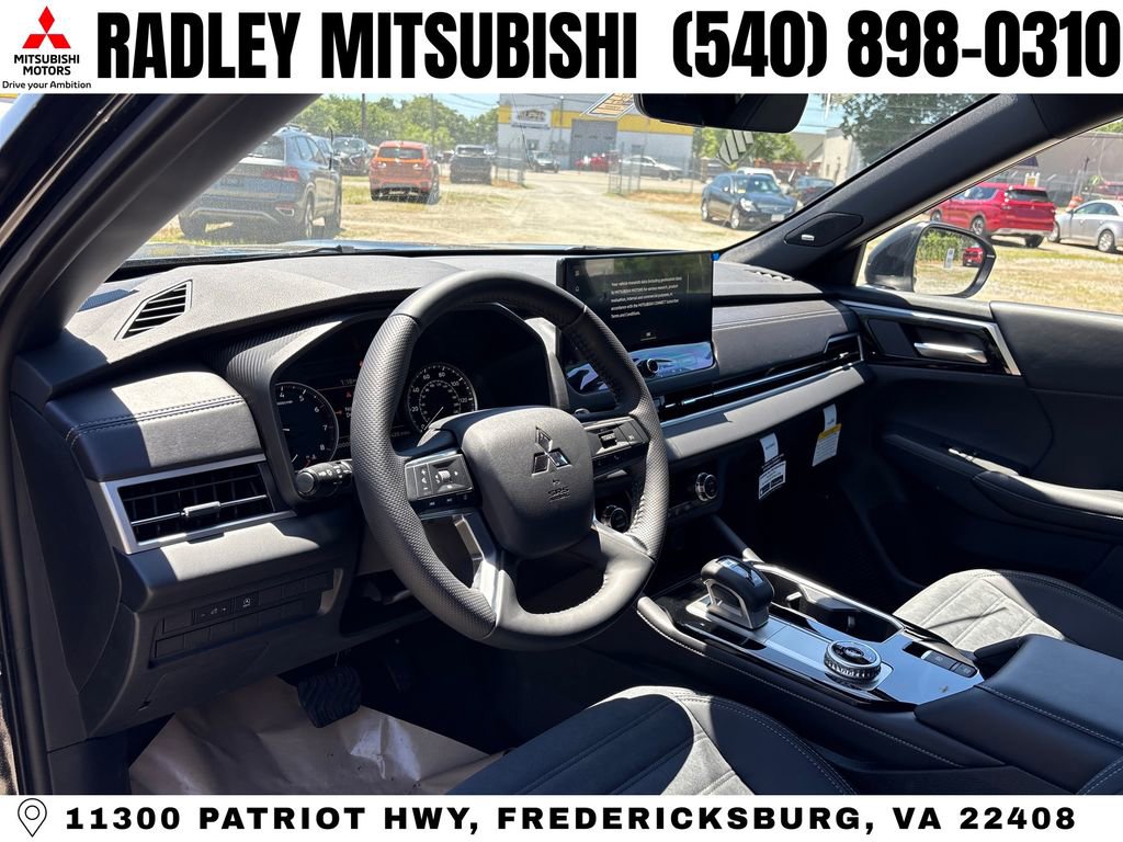 New 2026 Mitsubishi Outlander LE AWD/4WD image 4