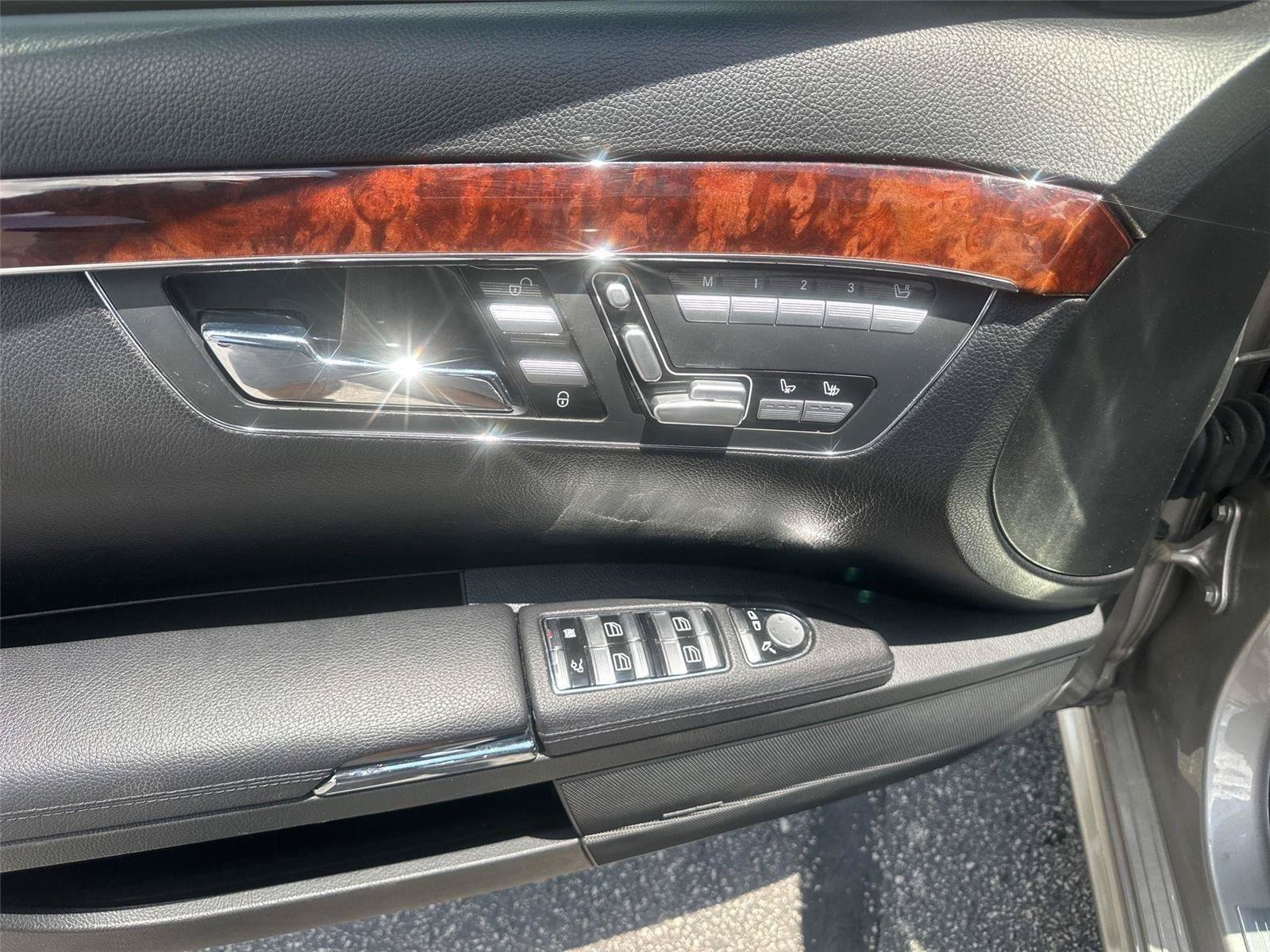 Used 2008 Mercedes-Benz S 550 image 21