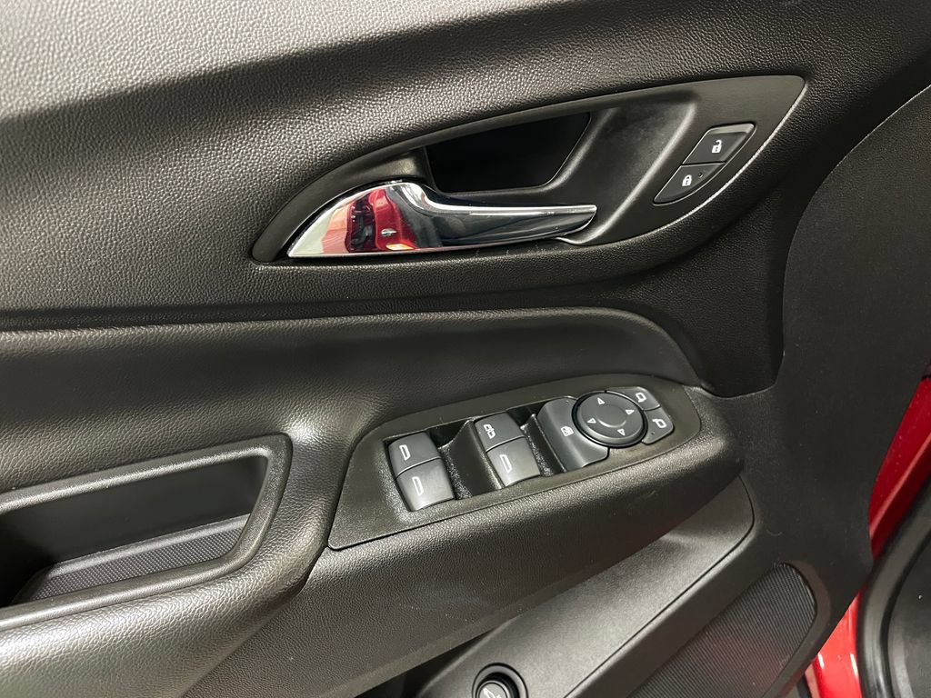 Certified 2022 Chevrolet Equinox LT FWD image 28