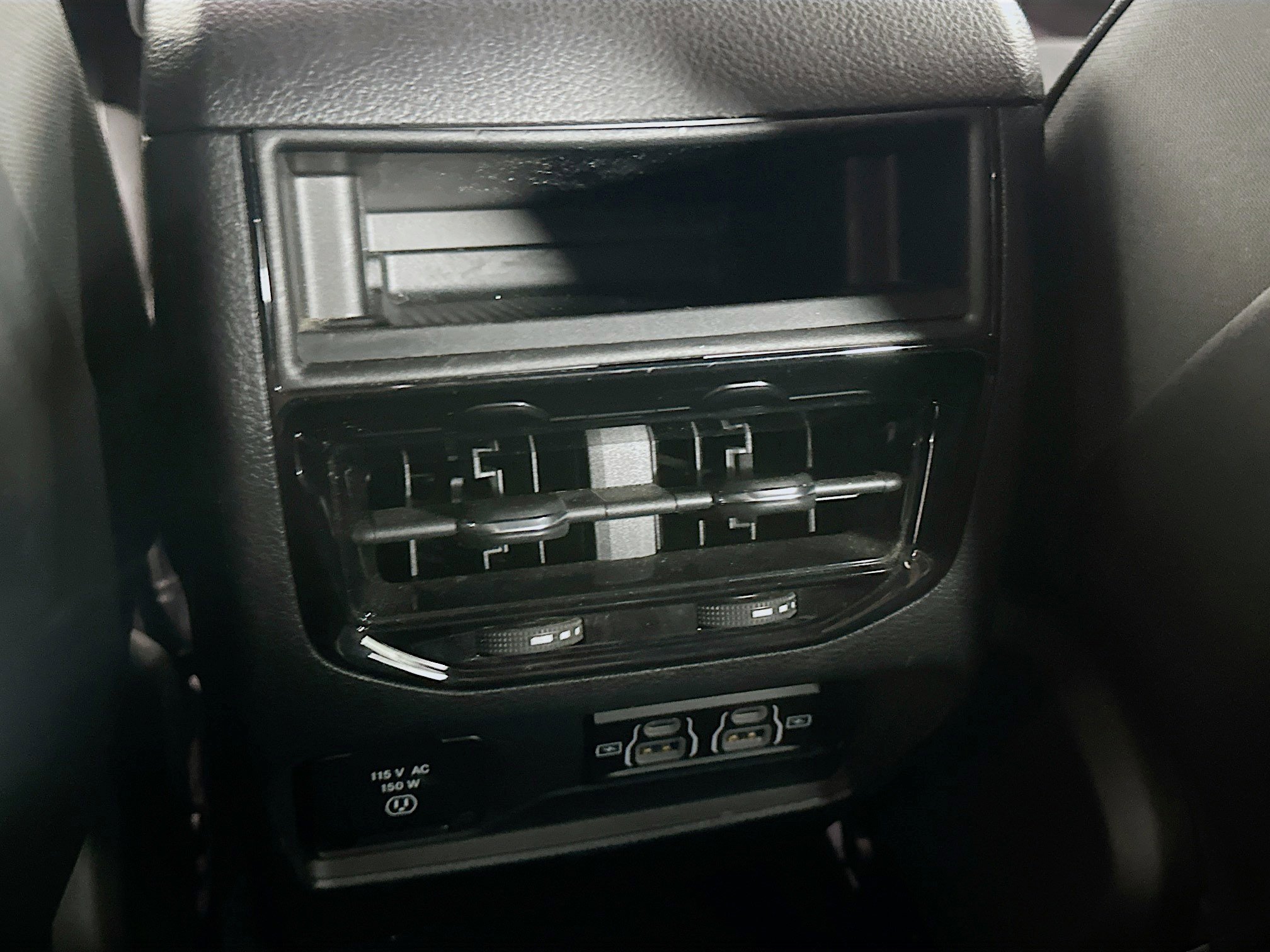 Used 2023 Jeep Grand Cherokee Altitude AWD/4WD image 26