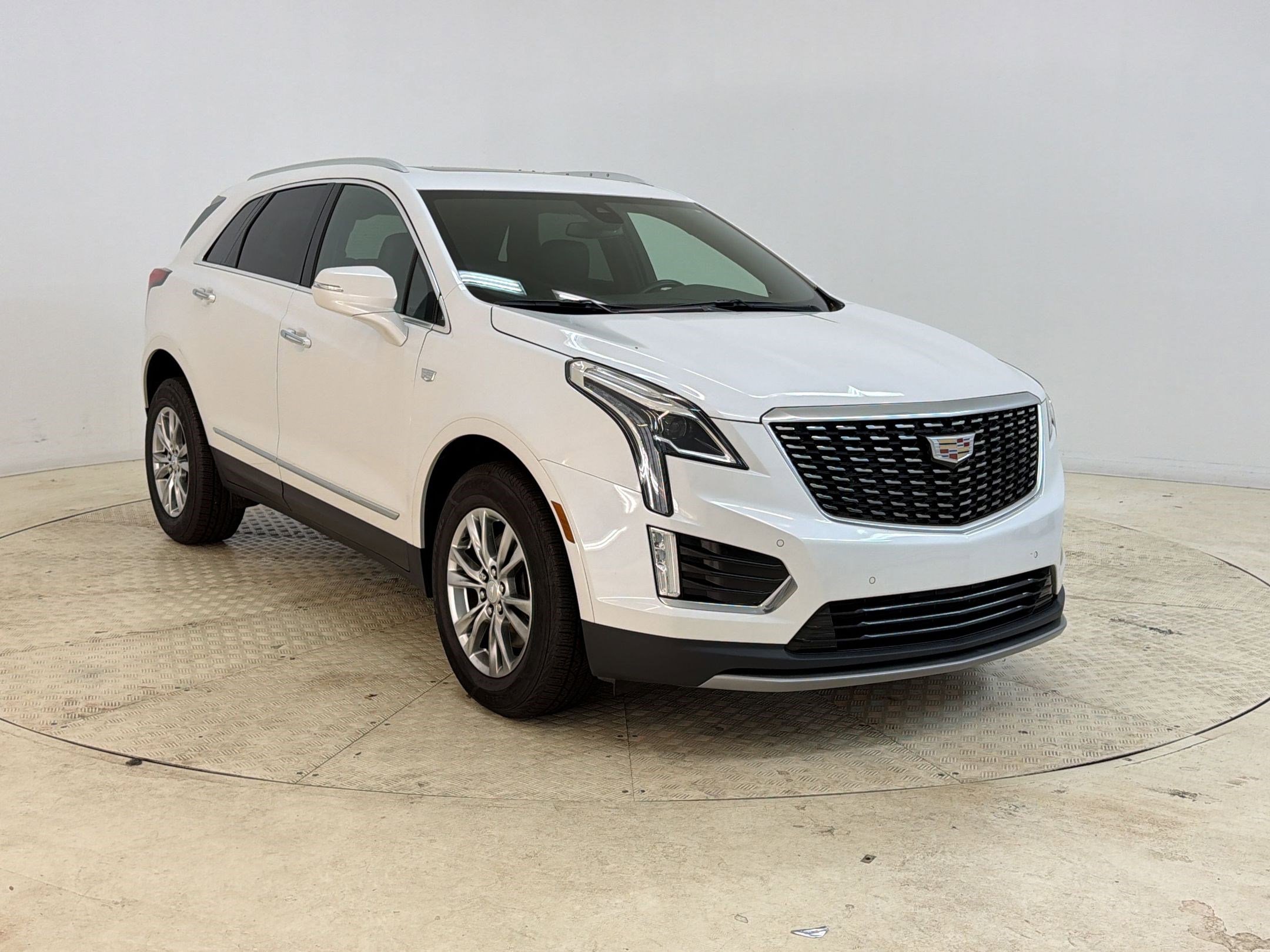 Used 2020 Cadillac XT5 Premium Luxury image 7