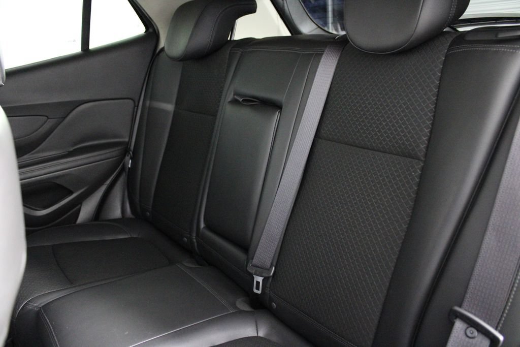 Used 2018 Buick Encore Preferred FWD image 19